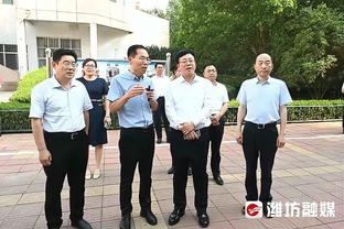 官方：里昂签下尼日利亚21岁前锋奥尔班，转会费1300万欧